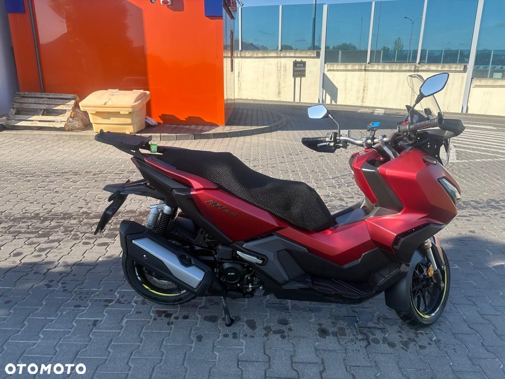 Honda ADV350 - 4