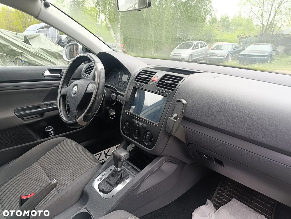 Volkswagen Golf 1.9 TDI DPF Comfortline DSG - 7