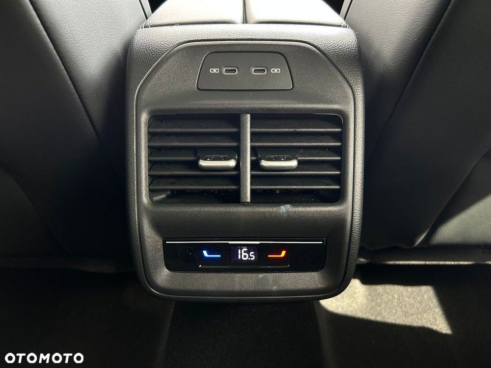 Volkswagen Passat Variant - 26
