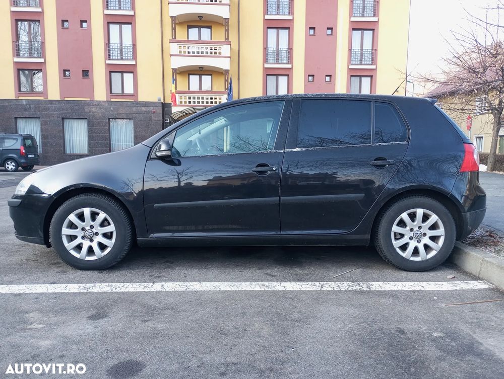 Volkswagen Golf 2.0 TDI Comfortline - 6