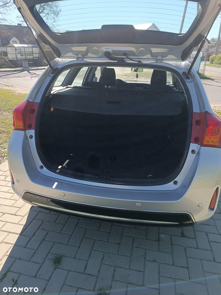 Toyota Auris 1.6 Prestige - 13
