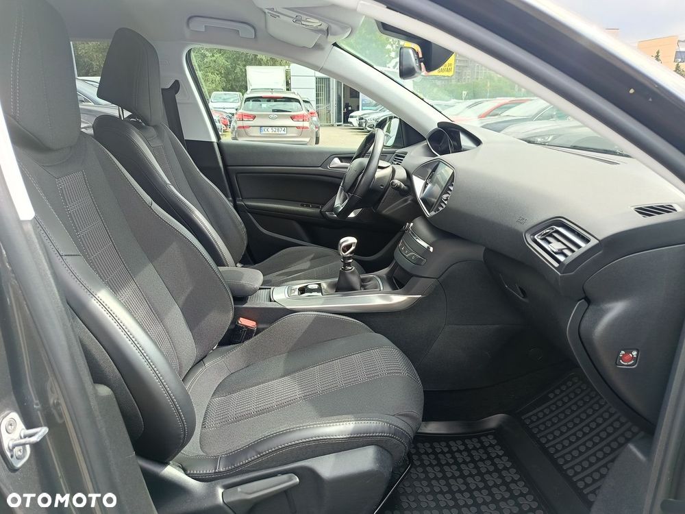 Peugeot 308 1.2 PureTech Allure S&S - 8
