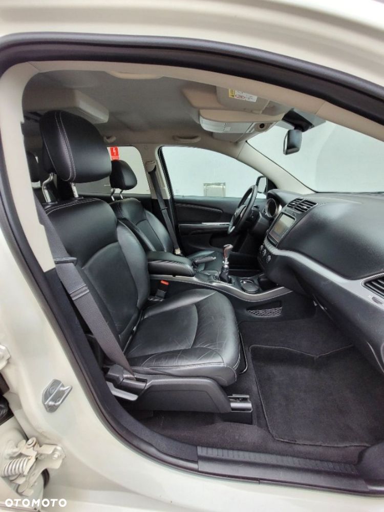Fiat Freemont 2.0 Multijet Urban - 19