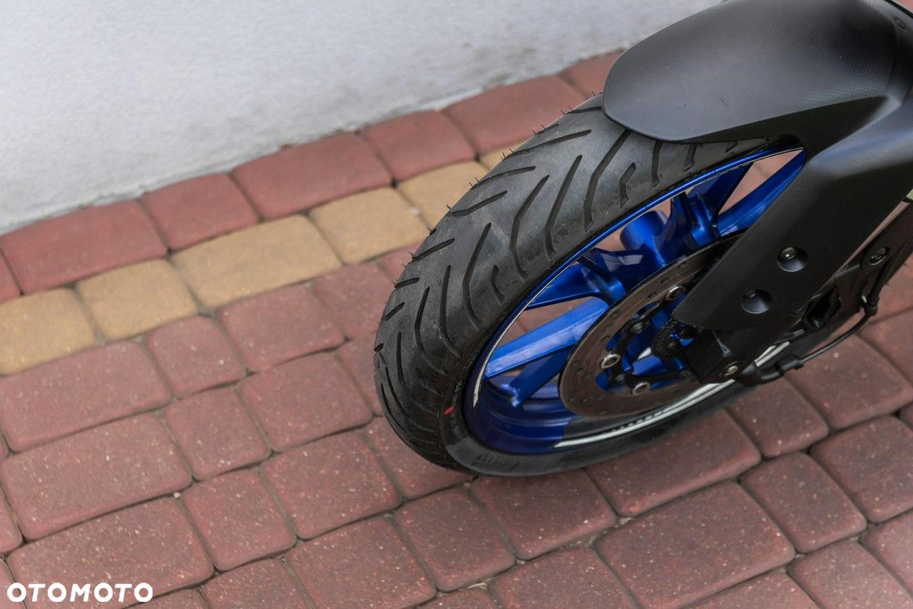 Yamaha MT - 7