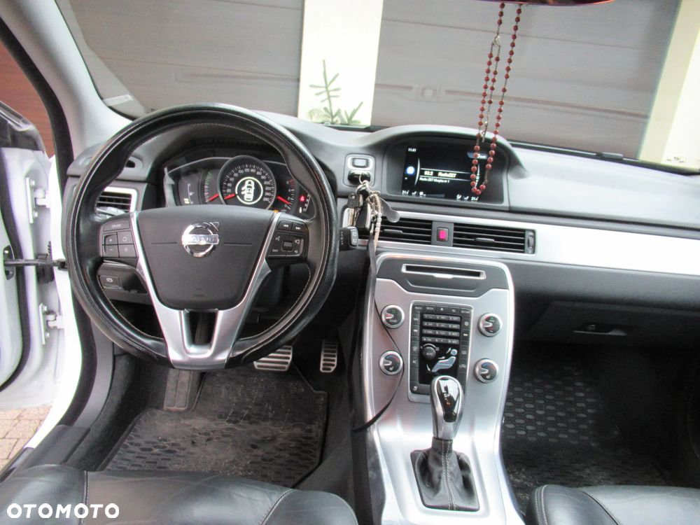 Volvo V70 D3 Geartronic Black Edition - 8
