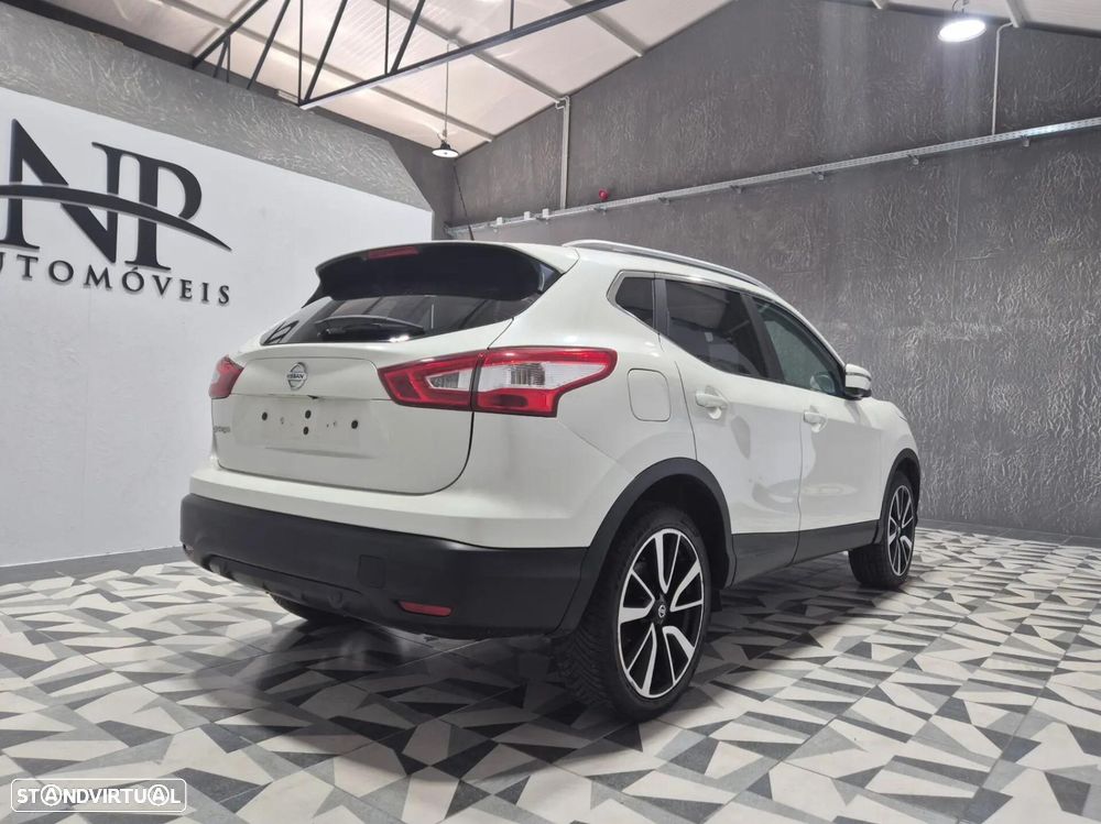 Nissan Qashqai 1.5 dCi Tekna Premium - 4