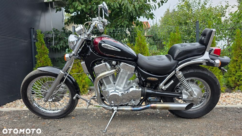 Suzuki Intruder - 16