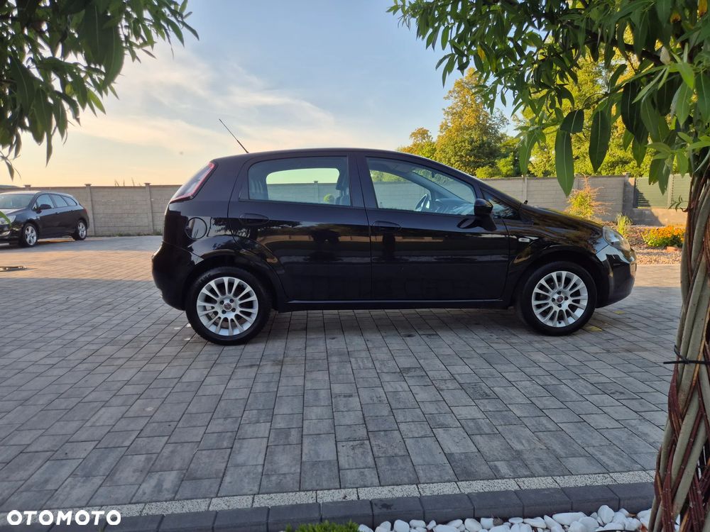 Fiat Grande Punto - 15