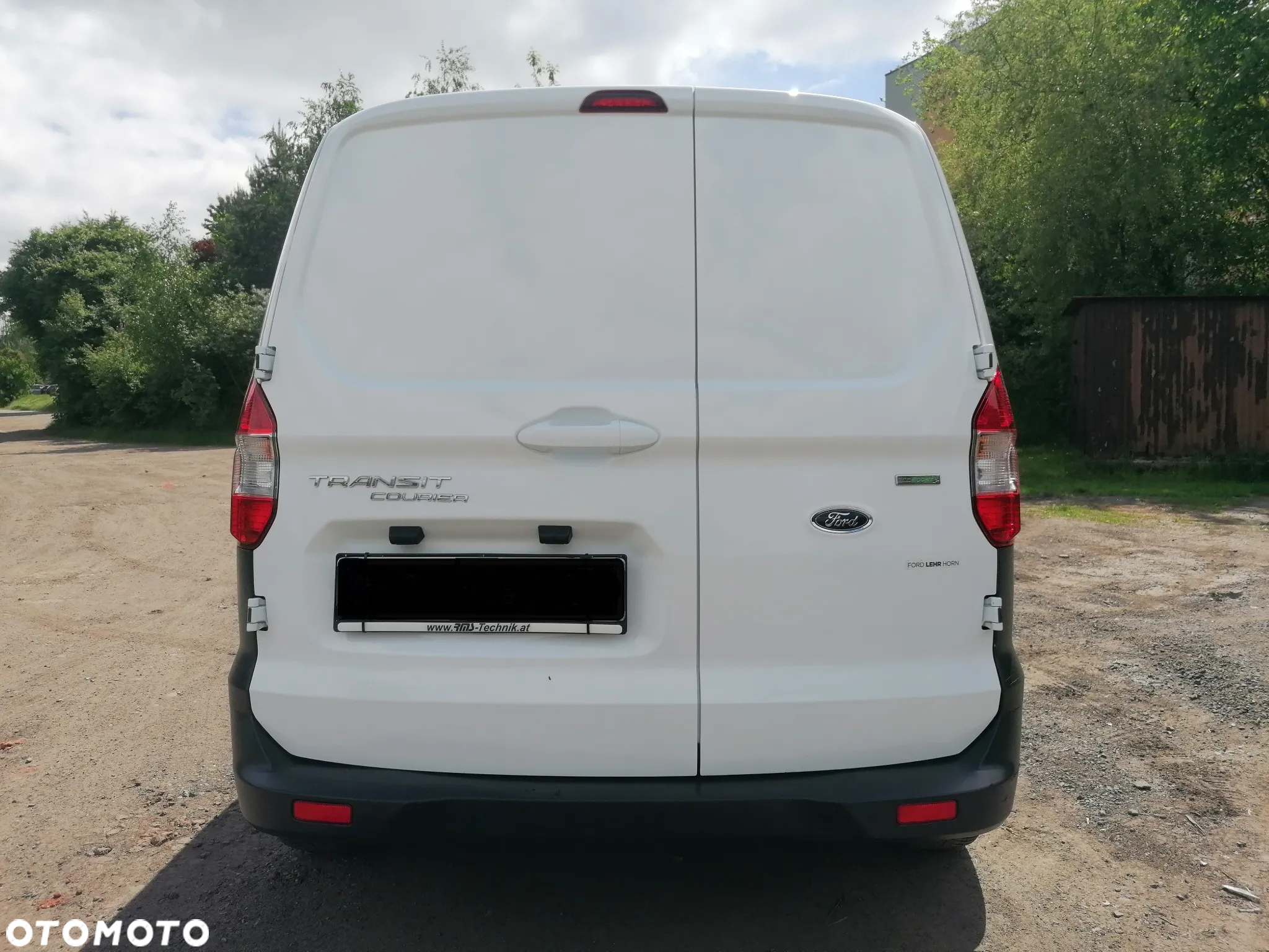 Ford Transit Courier - 7