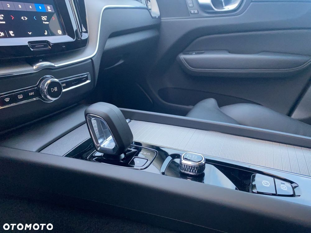 Volvo XC 60 - 16