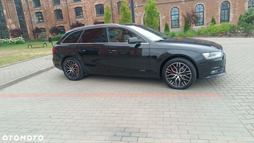 Audi A4 Avant 2.0 TDI Quattro S tronic - 6