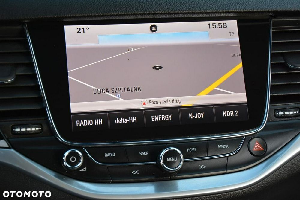 Opel Astra 1.4 Turbo Innovation - 24