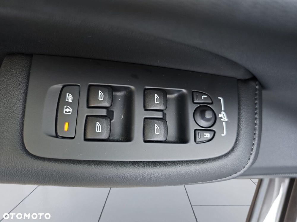Volvo S60 B4 B Plus Dark - 15
