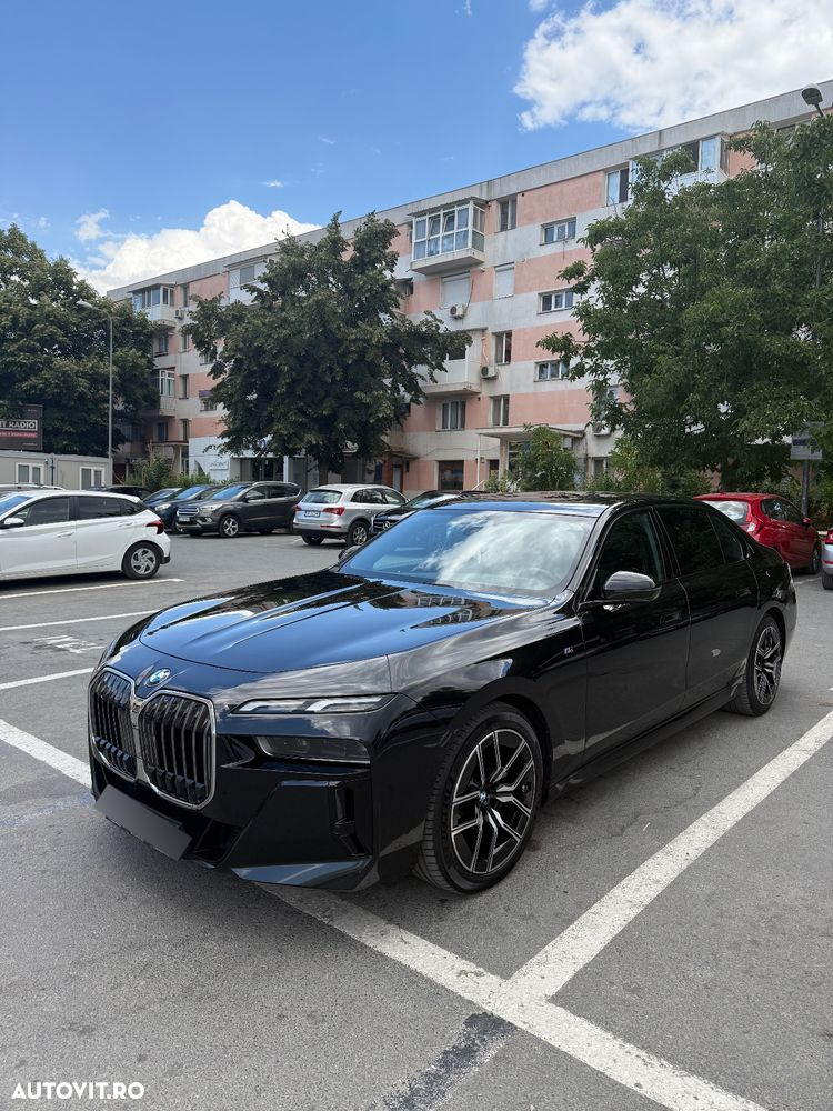 BMW Seria 7 740d xDrive MHEV - 2