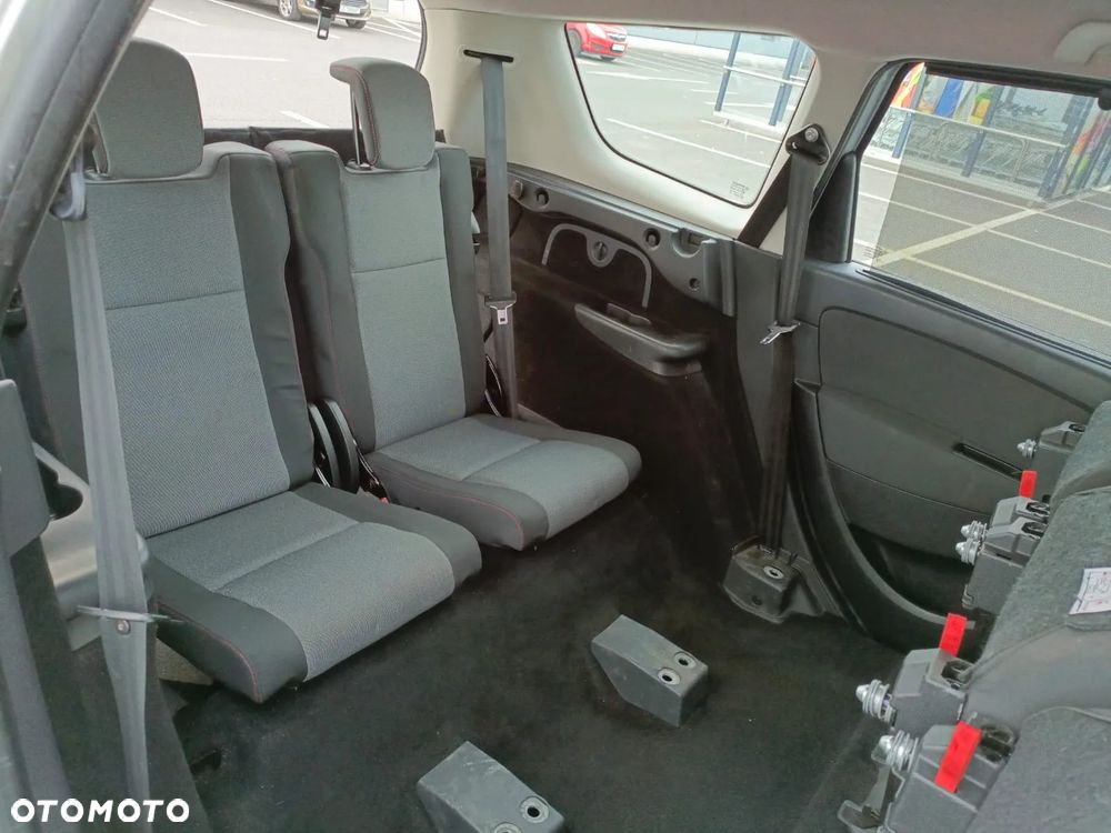 Renault Grand Scenic - 8