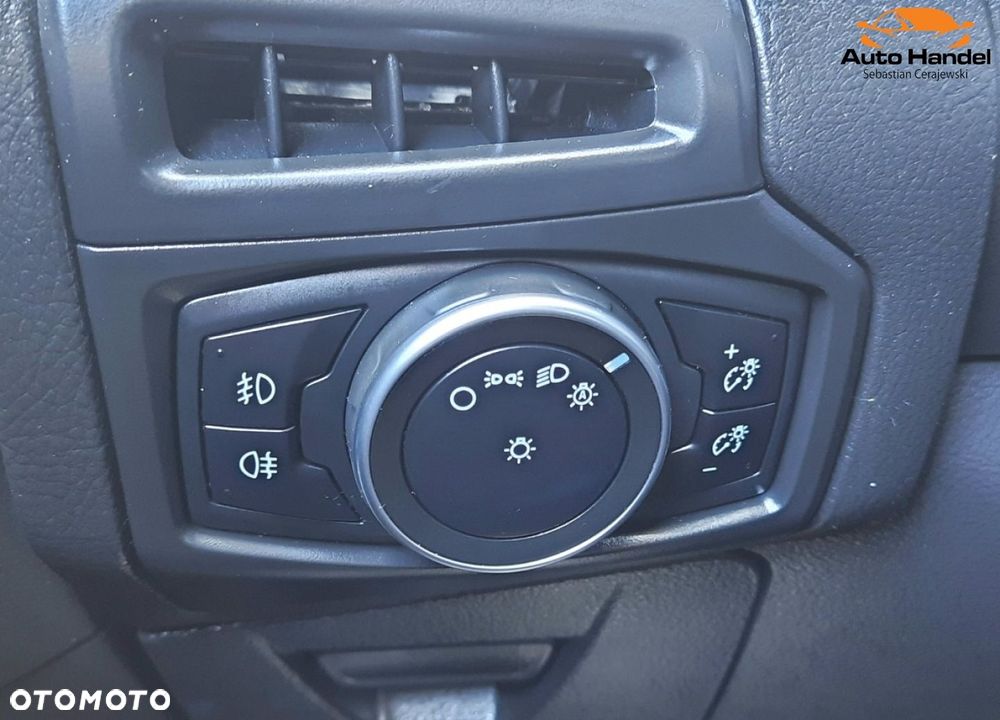 Ford Focus 1.5 EcoBoost STart-Stopp-System TITANIUM - 38