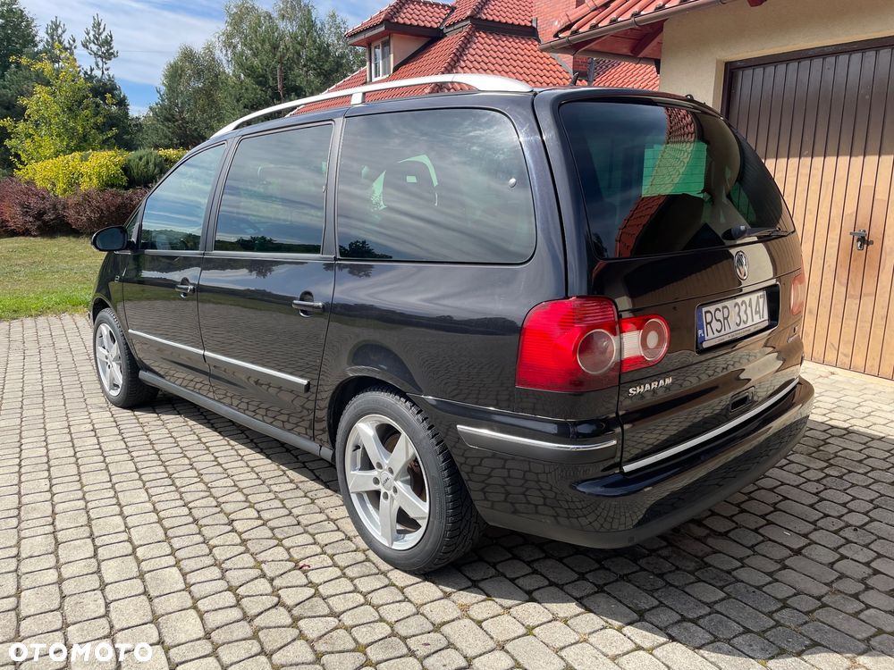 Volkswagen Sharan 2.8 V6 Highline 4Mot - 23