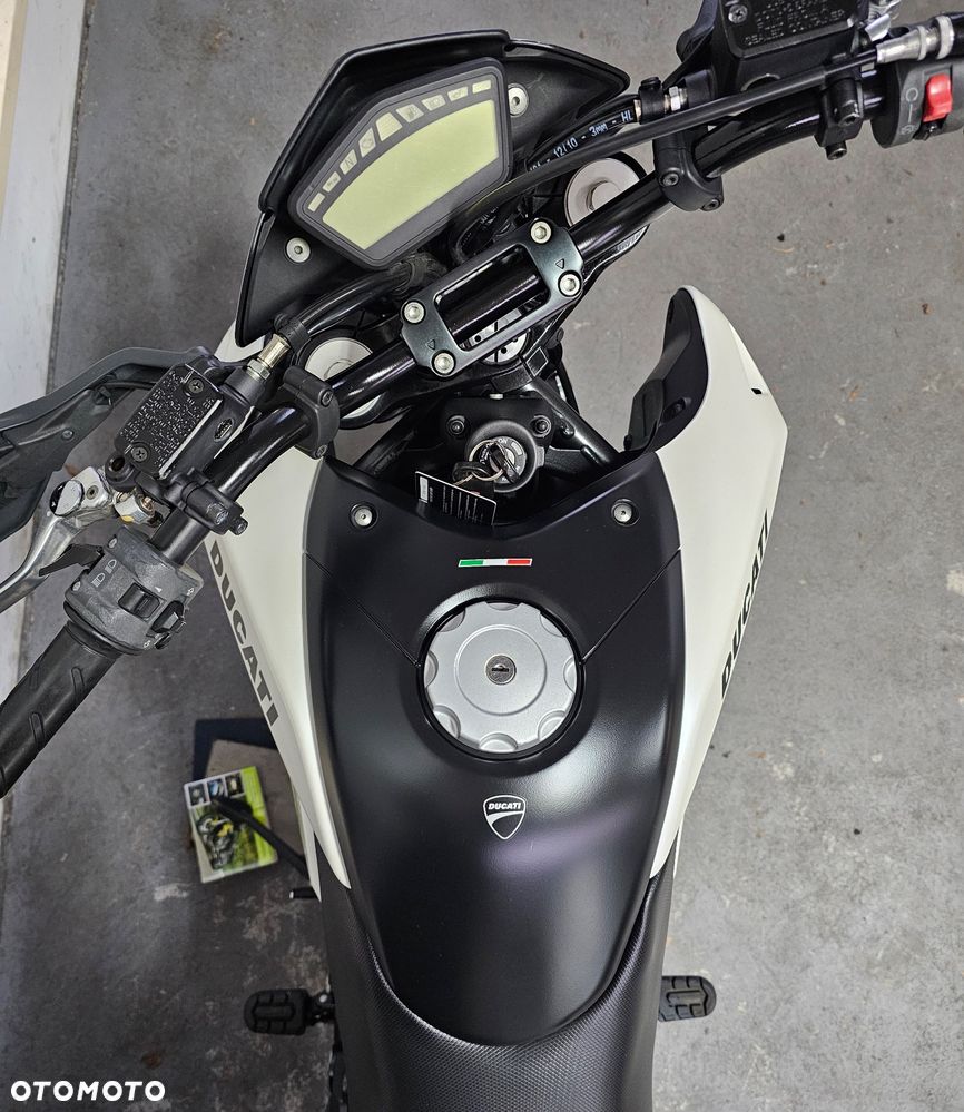 Ducati Hypermotard - 14