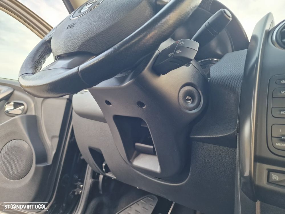 Dacia Duster dCi 110 FAP 4x4 Laureate - 19