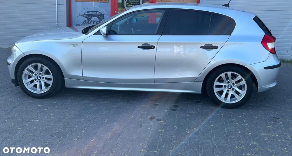 BMW Seria 1 118i - 4