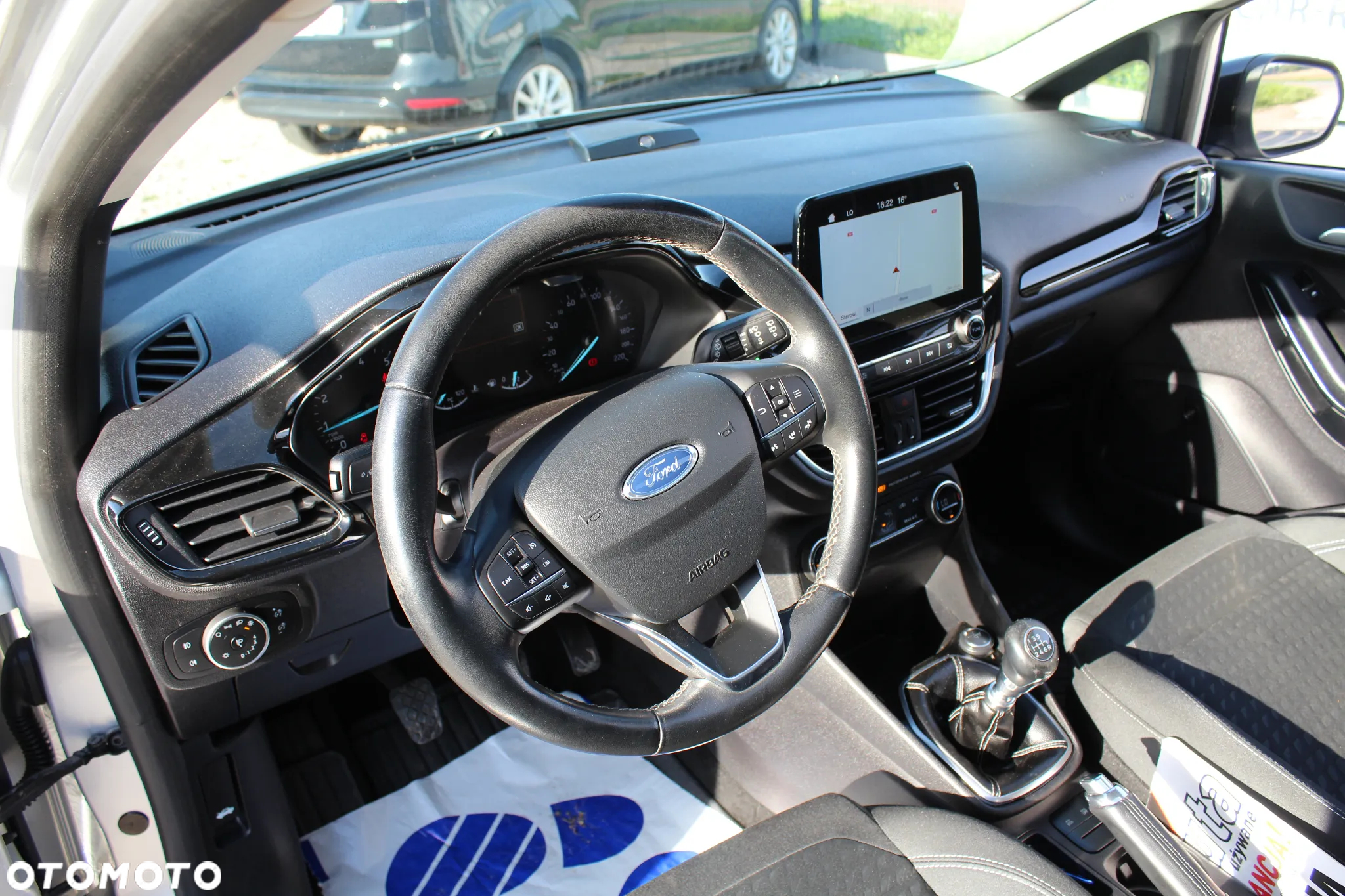 Ford Fiesta 1.0 EcoBoost Titanium ASS - 12