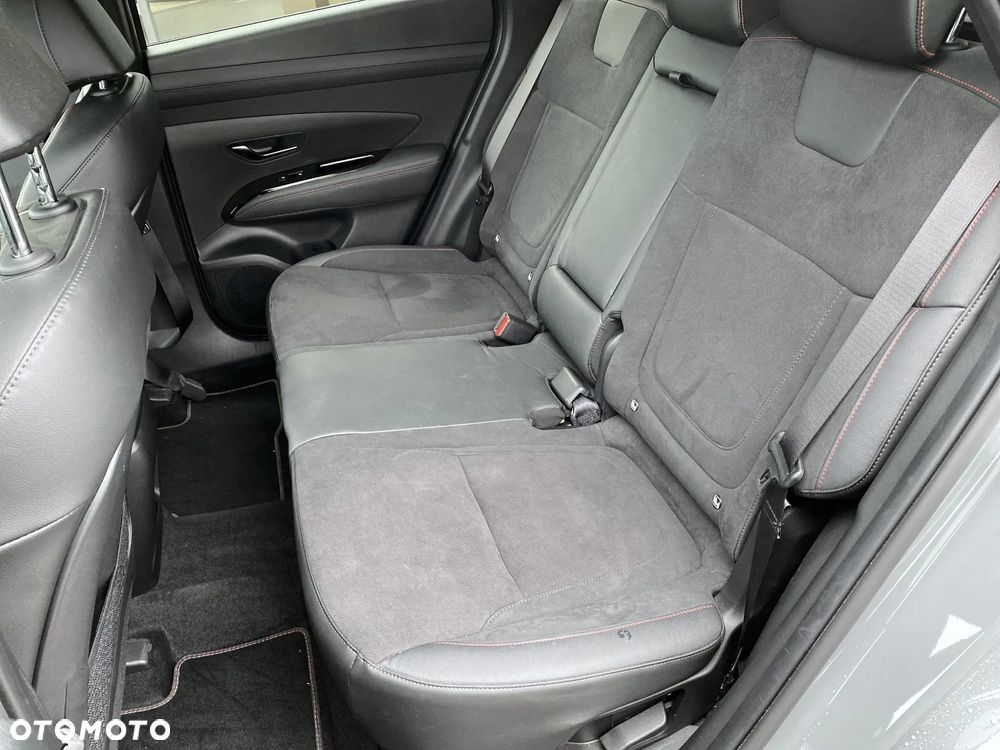 Hyundai Tucson 1.6 T-GDi HEV N-Line 2WD - 23