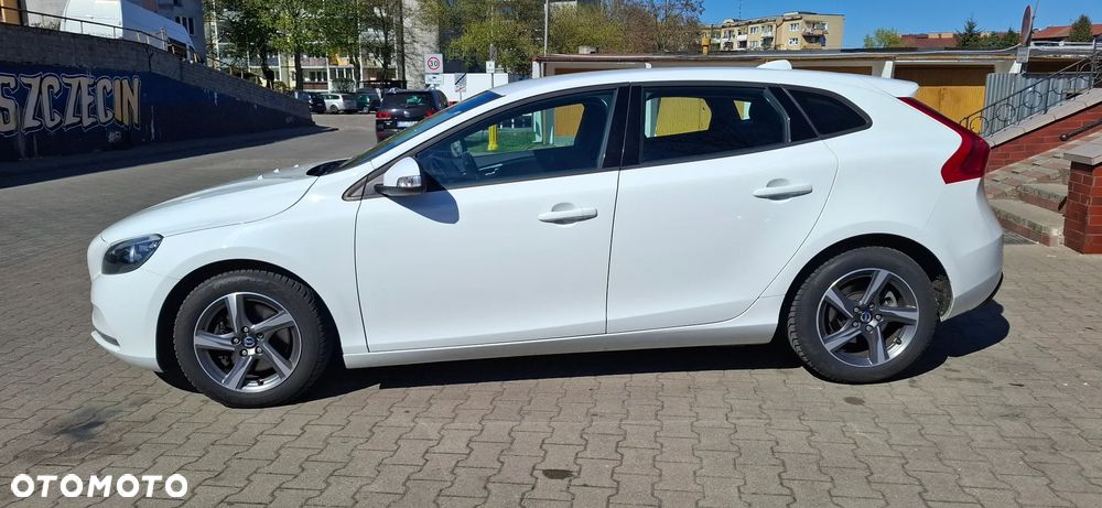 Volvo V40 - 10