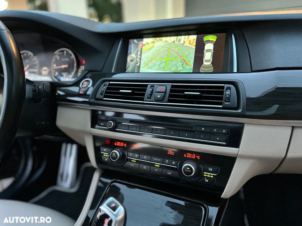 BMW Seria 5 520d Aut. Luxury Line - 23