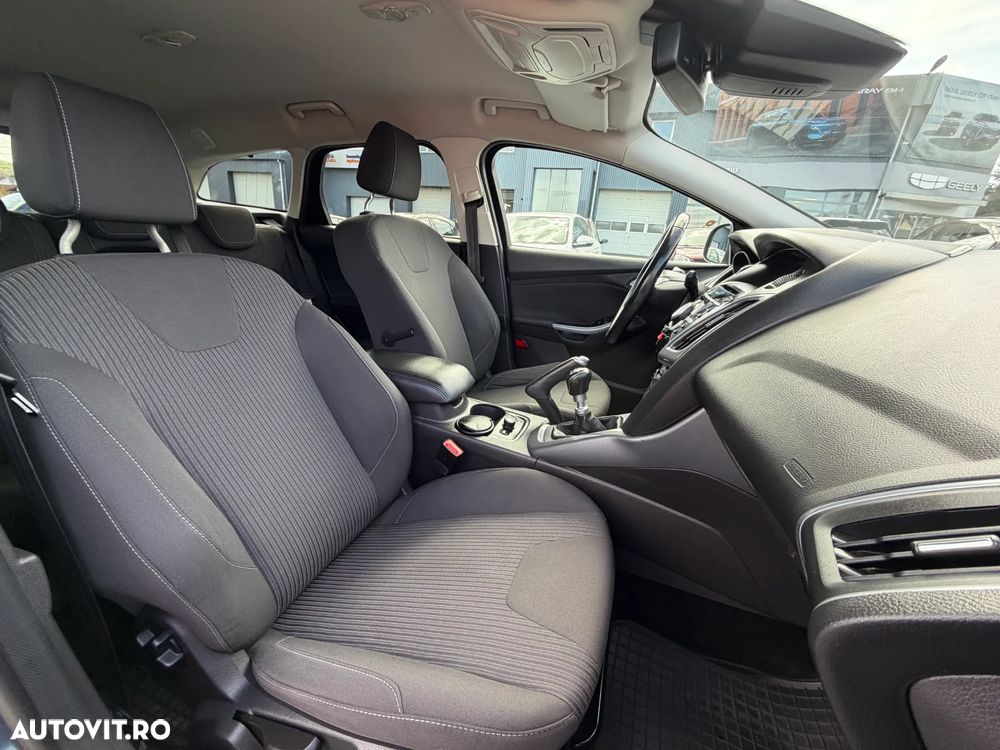 Ford Focus 1.0 EcoBoost Start-Stopp-System TITANIUM - 15