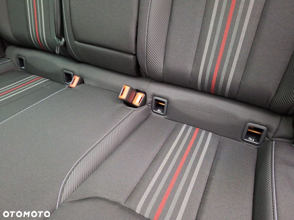 Skoda Kamiq 1.5 TSI Monte Carlo DSG - 33