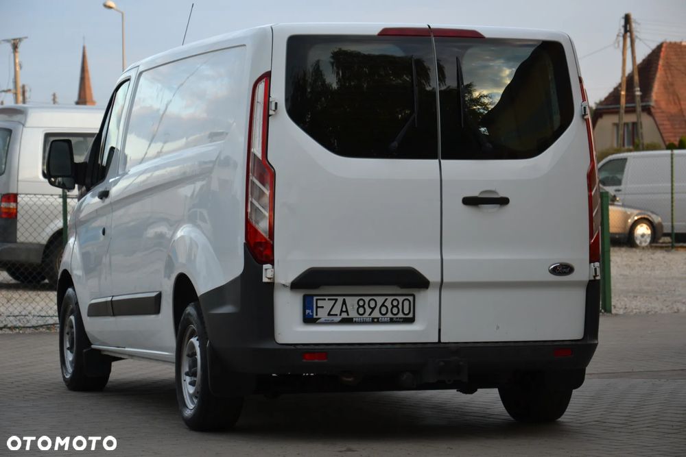 Ford Transit Custom - 12