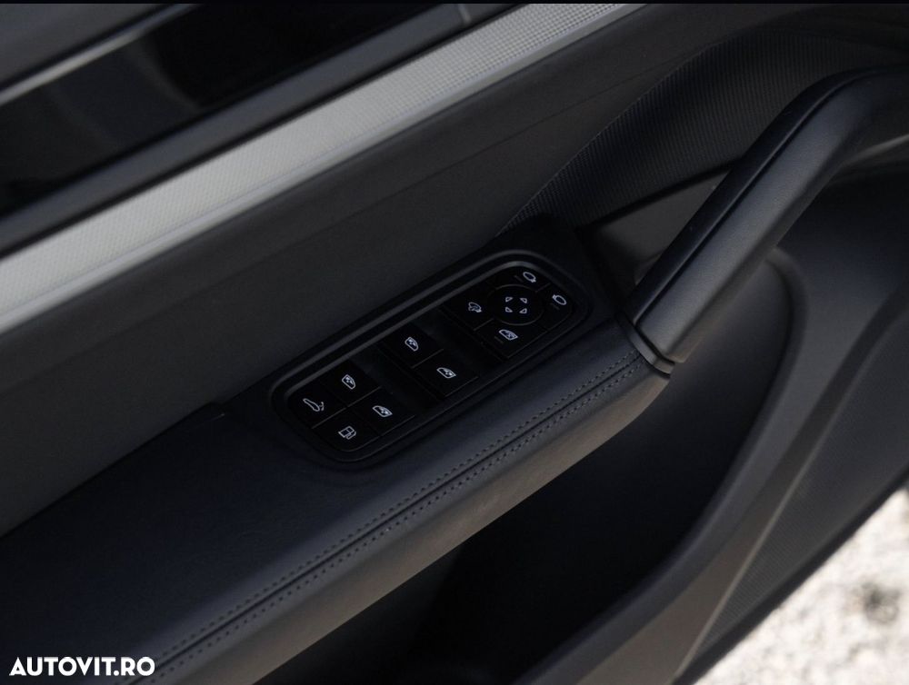 Porsche Cayenne Coupe E-Hybrid Tiptronic S - 23