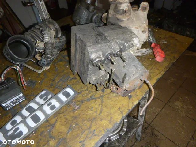 POMPA ABS sterownik VW LT Sprinter 2,5TDI - 3