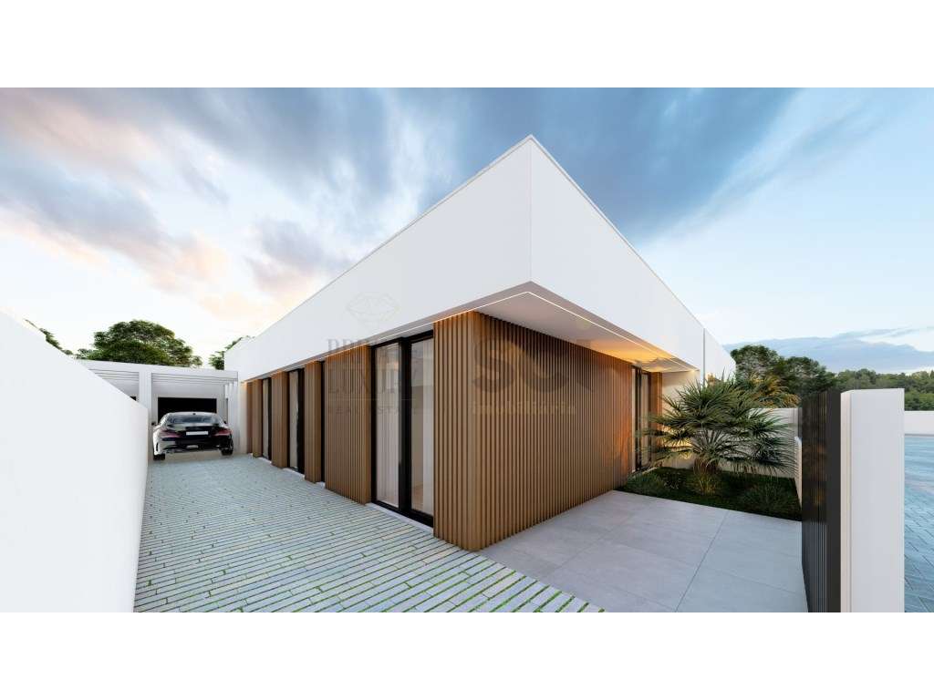 Moradia térrea V4 com Garagem e Piscina - Grande imagem: 2/13