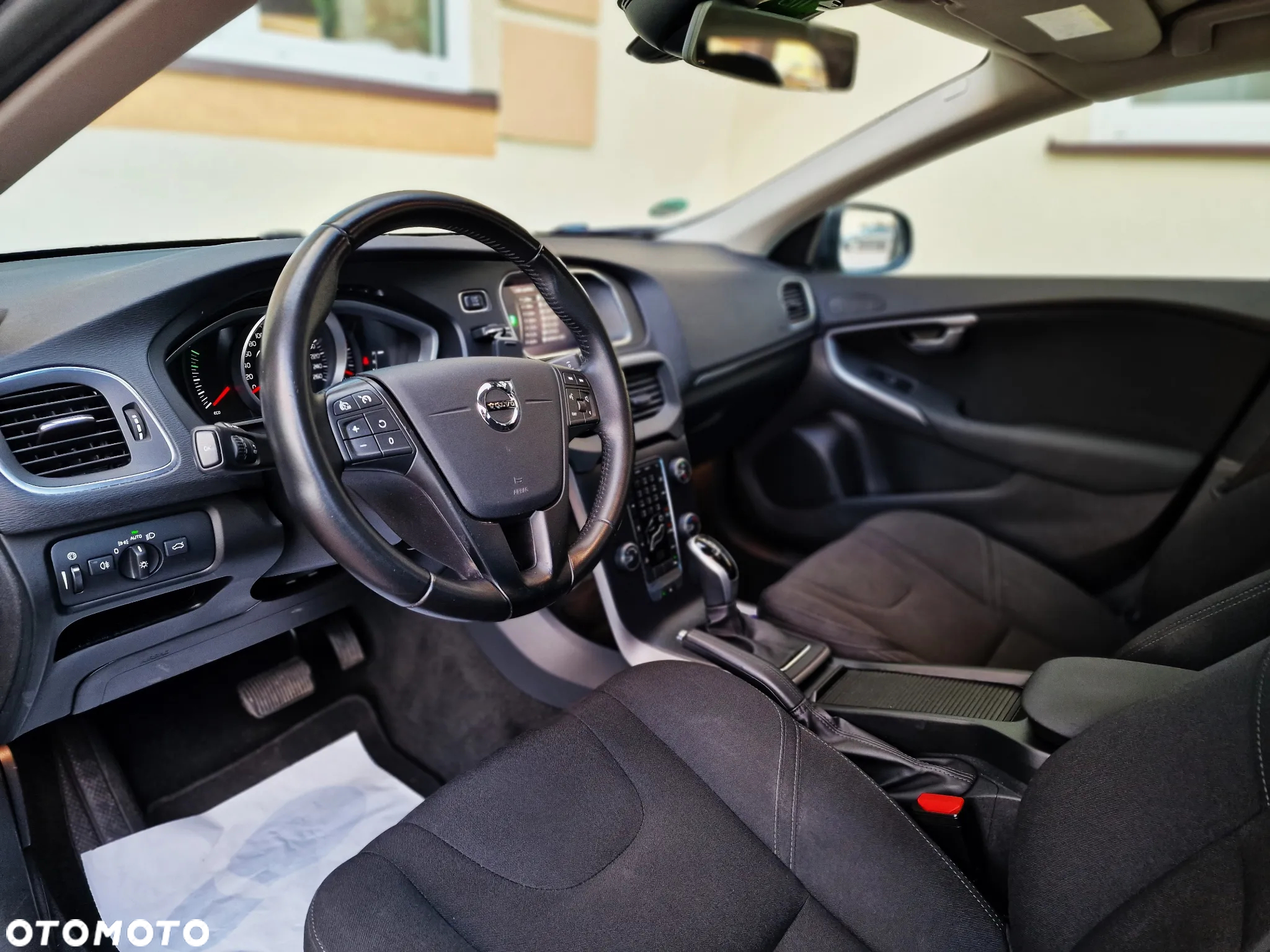 Volvo V40 D2 Drive-E Dynamic Edition - 30