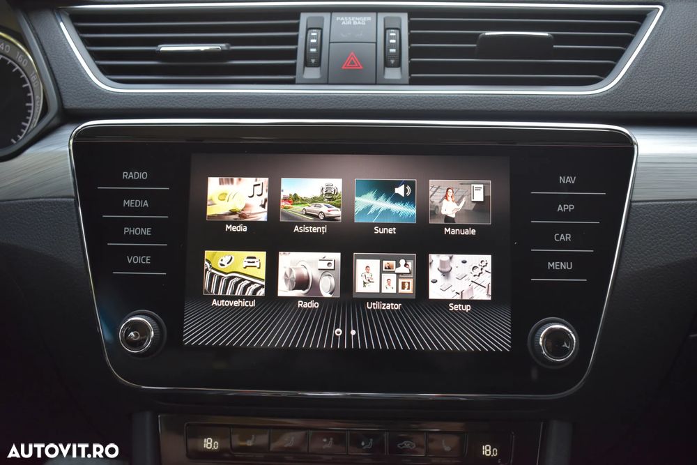 Skoda Superb 2.0 TDI DSG Ambition - 18