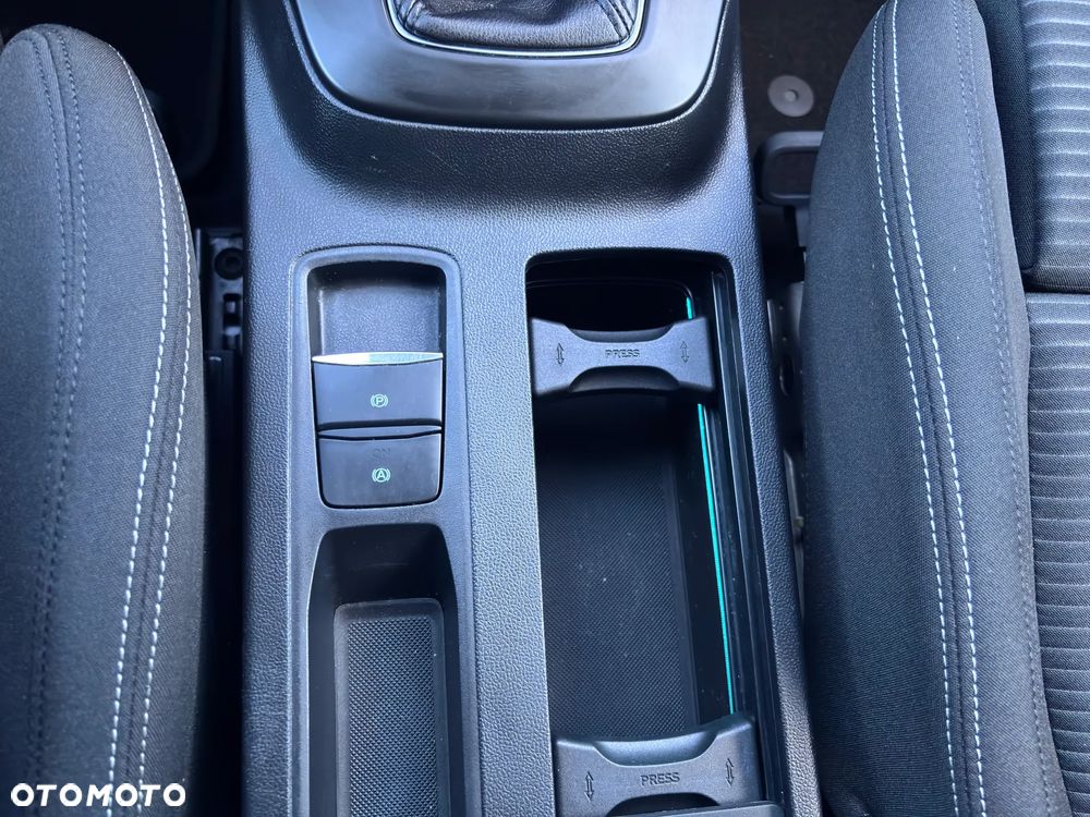 Ford Focus 2.0 EcoBlue Titanium Business - 30
