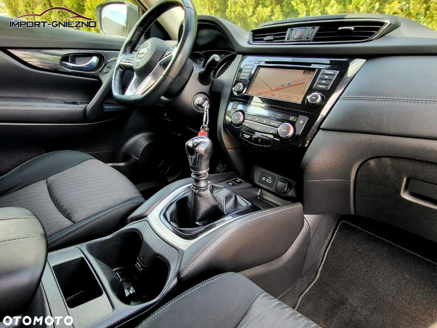 Nissan X-Trail - 25