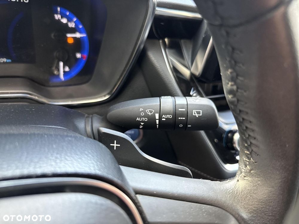 Toyota Corolla 2.0 Hybrid Comfort - 23