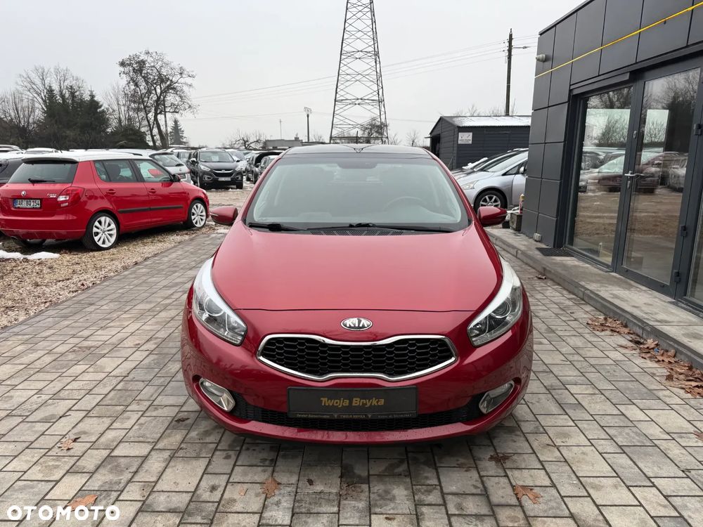 Kia Ceed 1.6 CRDi ISG Vision - 8