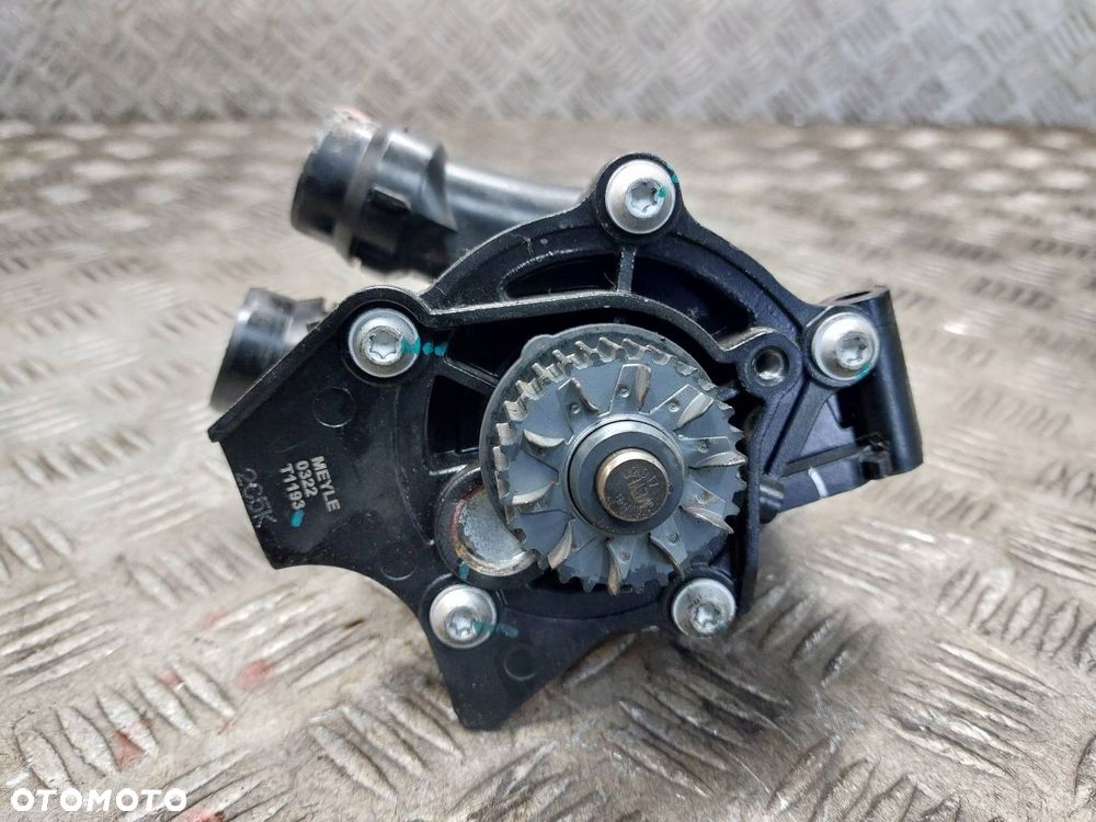 POMPA WODY AUDI A4 B8 1.8 TFSI MEYLE 0322 - 2