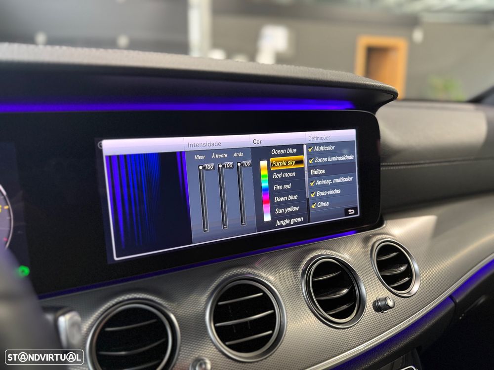 Mercedes-Benz E 300 d AMG Line - 24