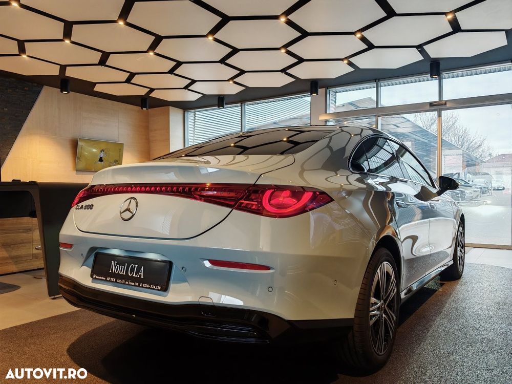 Mercedes-Benz CLA 200 - 13