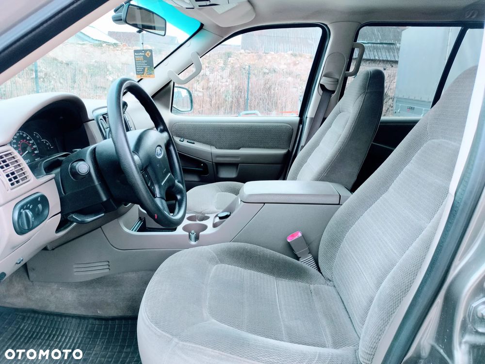 Ford Explorer 4.0 - 15