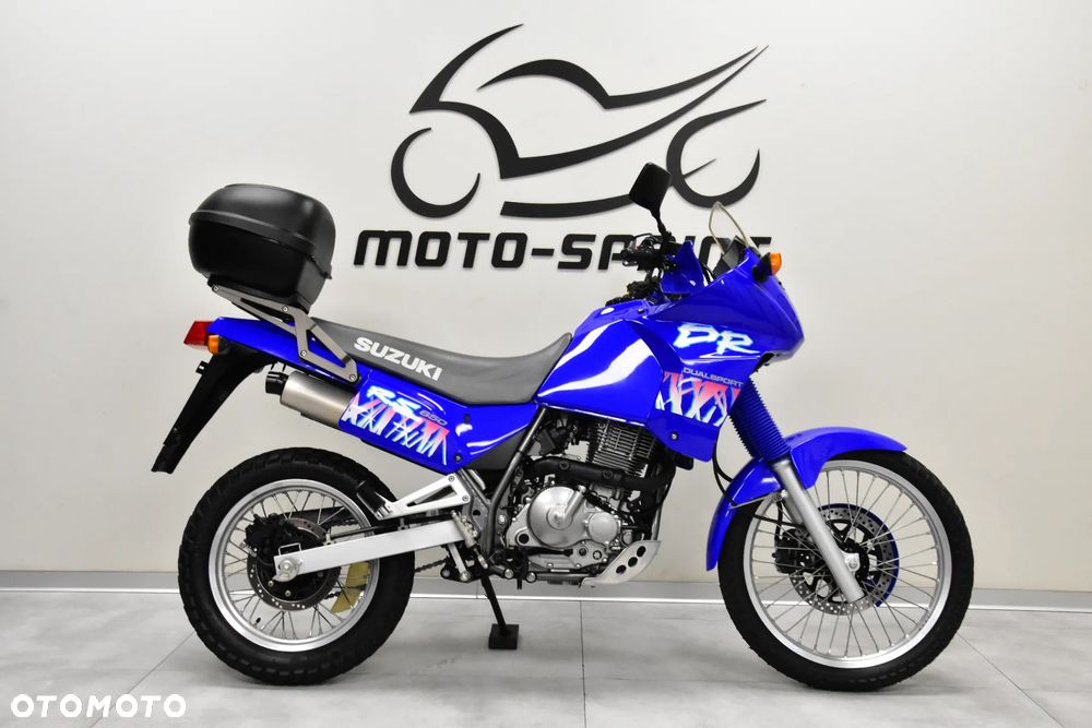 Suzuki DR