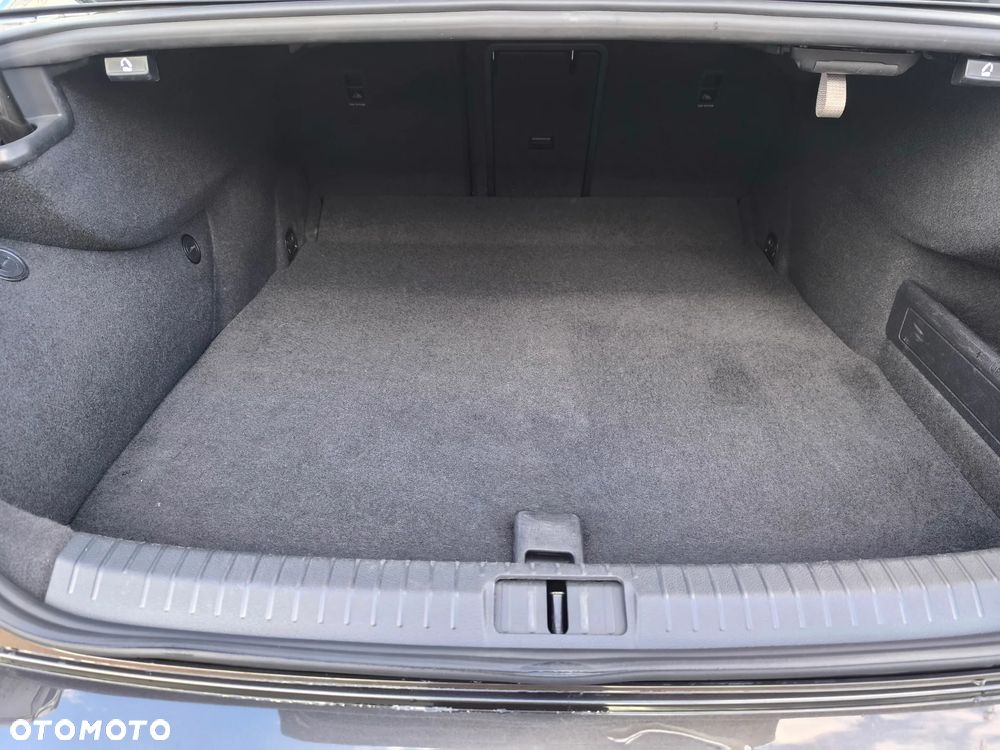 Volkswagen Passat 2.0 TDI Bi-Turbo BMT 4Mot Highline DSG - 12