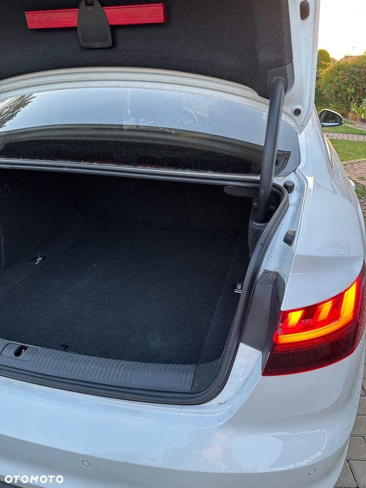 Audi A4 - 32