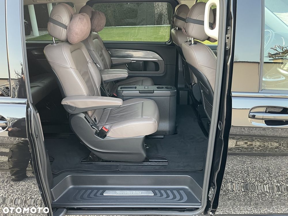 Mercedes-Benz Klasa V 300 d 4-Matic Avantgarde 9G-Tronic (ekstra d³) - 24