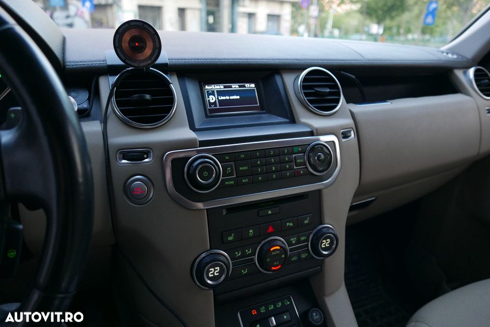 Land Rover Discovery 3.0 TDV6 S Aut - 32