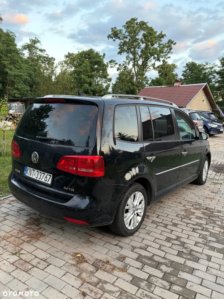 Volkswagen Touran 2.0 TDI DPF Highline DSG - 2